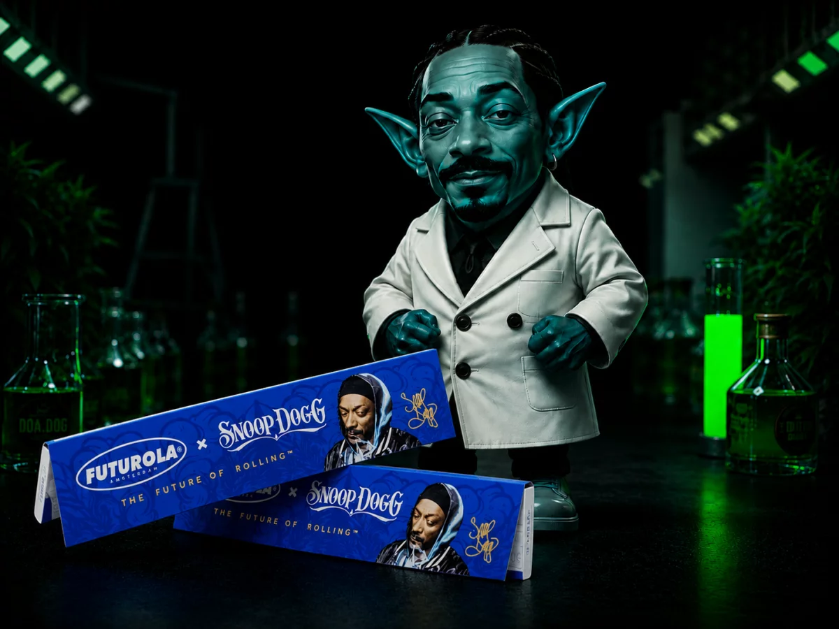 Futurola x Snoop Dogg King Size Slim Paper